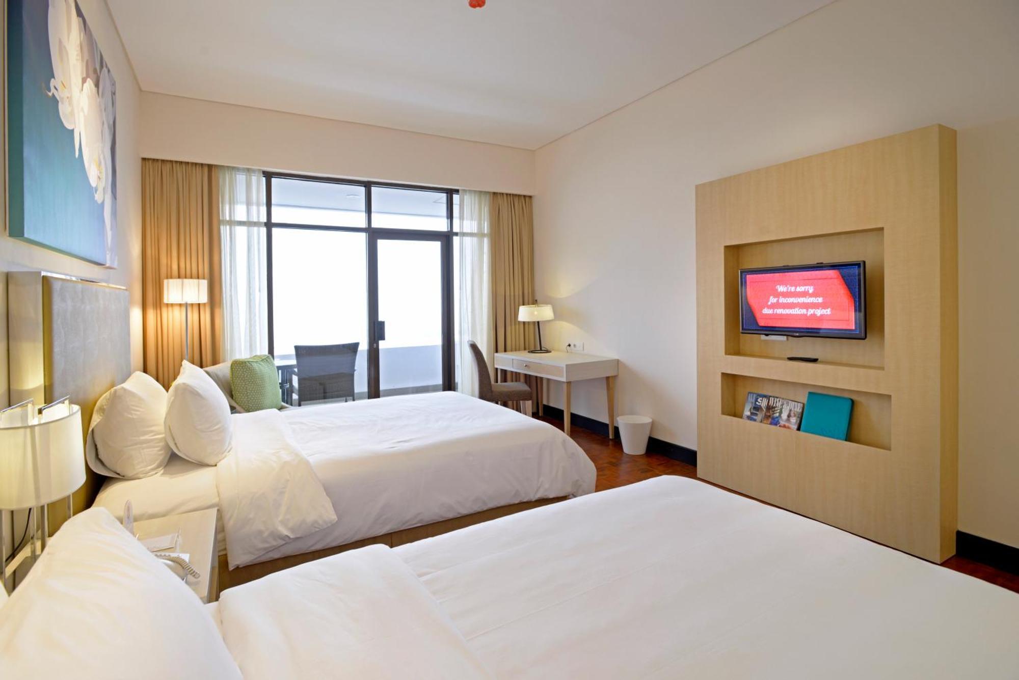 Surya Hotel & Cottages Prigen Екстер'єр фото