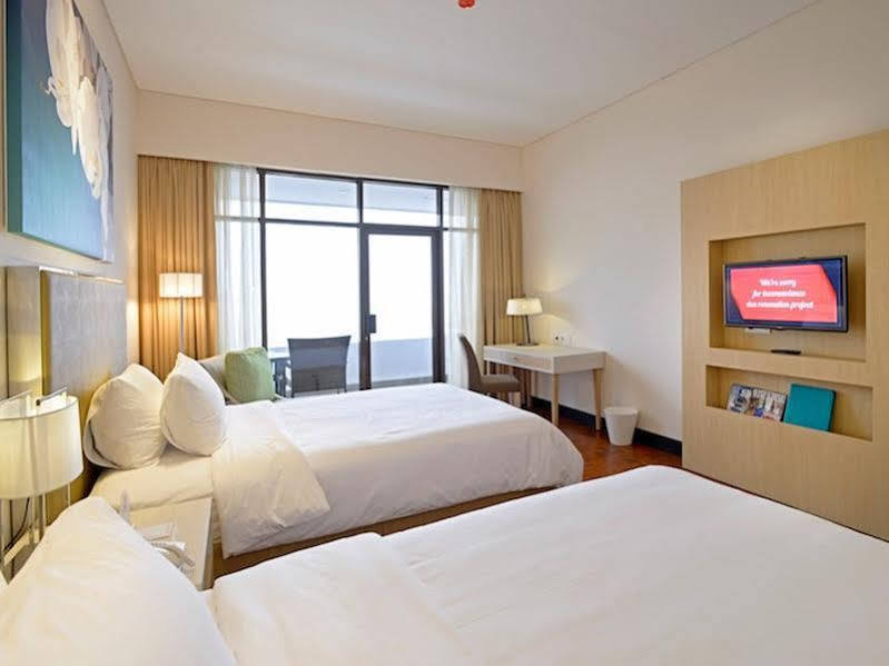 Surya Hotel & Cottages Prigen Екстер'єр фото